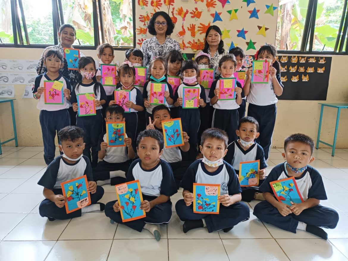 miki dan anak2 TK UBAN 22